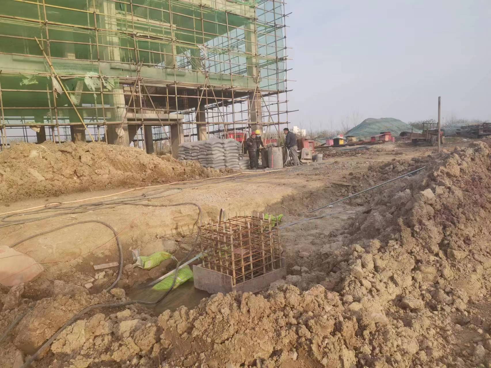 锡林浩特当桥梁出现裂缝的时候应该及时加固修补